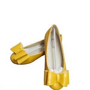 NEW JOYFOLIE girls' loralie dress shoe in yellow